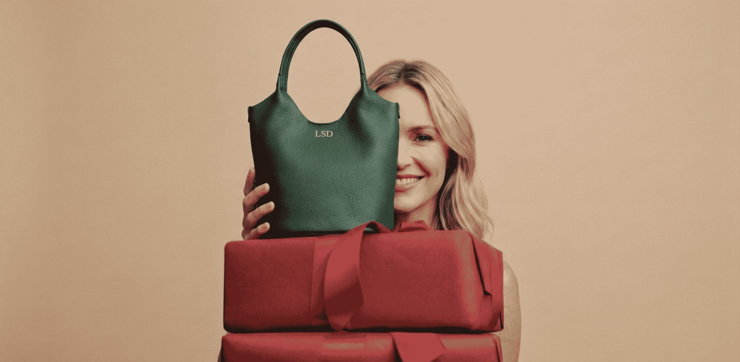 ladies short tote bags in New York USA